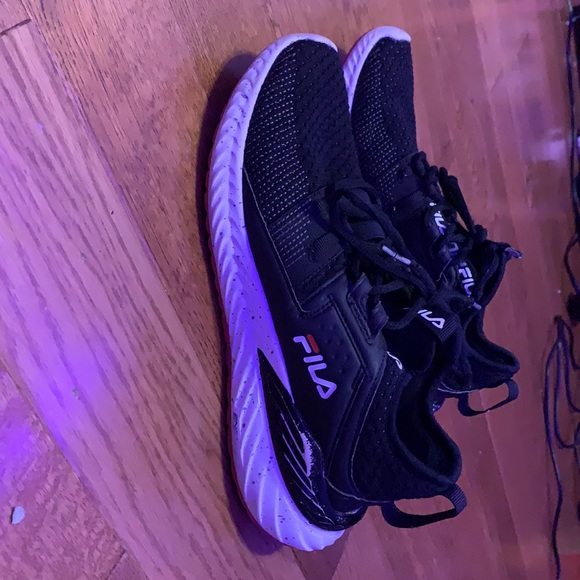 Fila sneakers - Picture 2 of 3